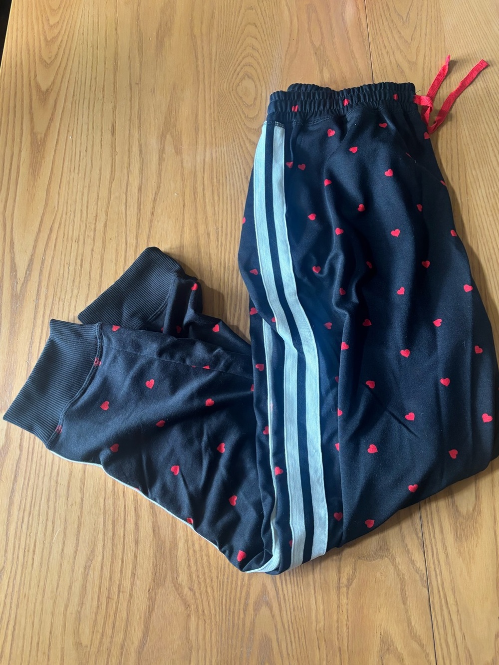 LulaRoe Jax Joggers New! Black with Red Heart Print and White Side Stripes. XL